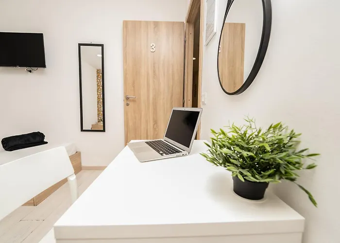 Private Bathroom King Room